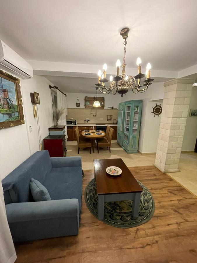 Apartament Yannis Appartement Alba Iulia Buitenkant foto
