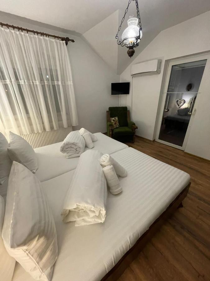 Apartament Yannis Appartement Alba Iulia Buitenkant foto