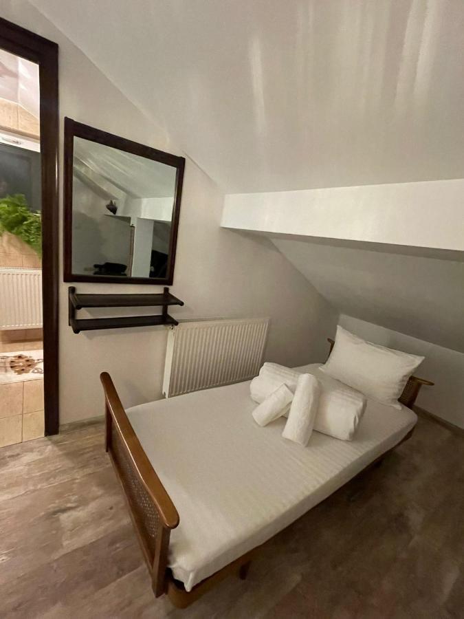 Apartament Yannis Appartement Alba Iulia Buitenkant foto